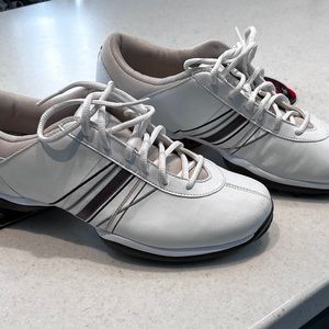 Nike Womens Size 8 Delight Womens White/Brown Golf Shoes Golf brand new